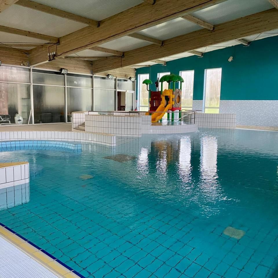 Cottage Chaleureux Dans Domaine Prive Signy-le-Petit ภายนอก รูปภาพ