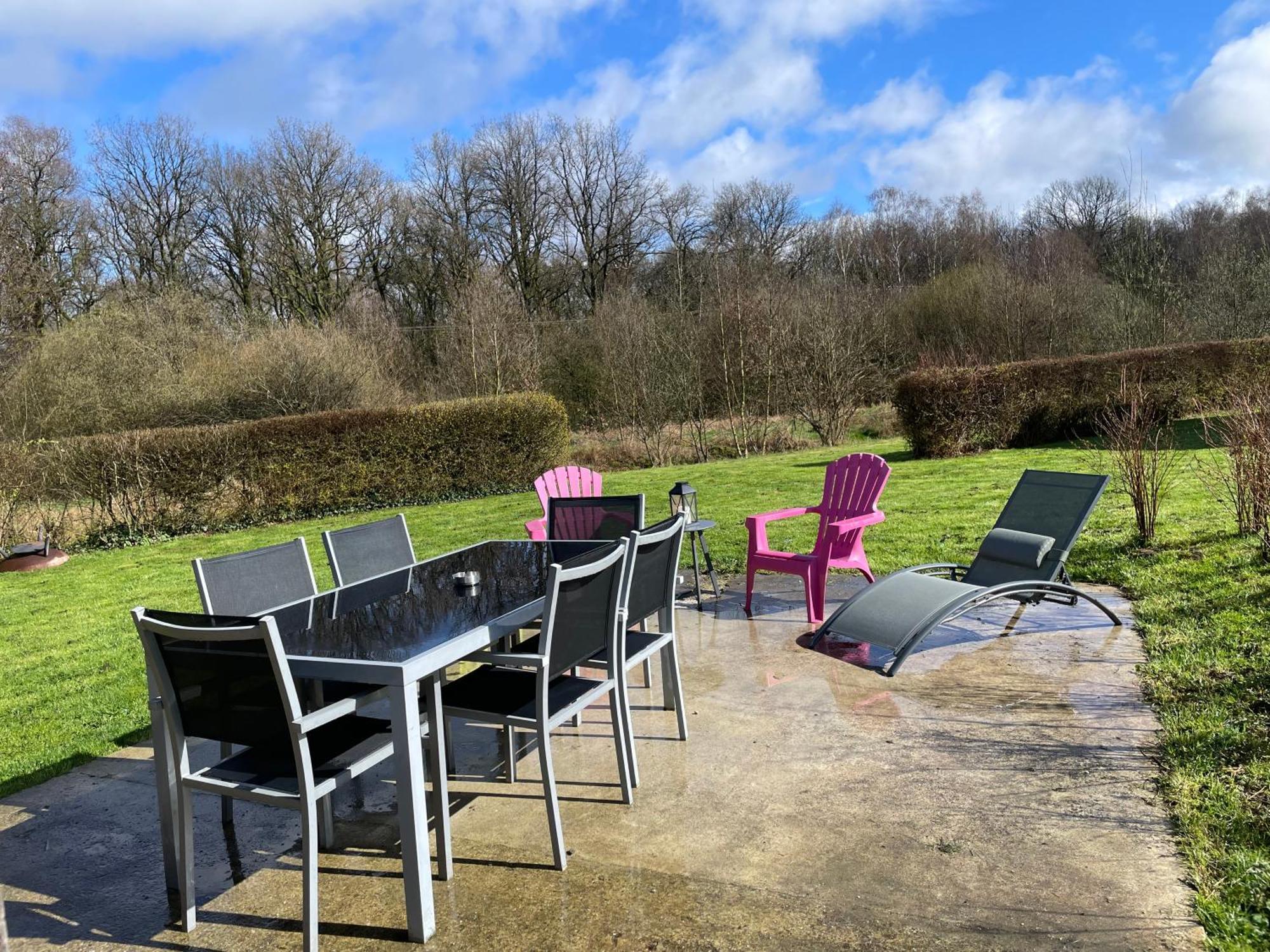 Cottage Chaleureux Dans Domaine Prive Signy-le-Petit ภายนอก รูปภาพ